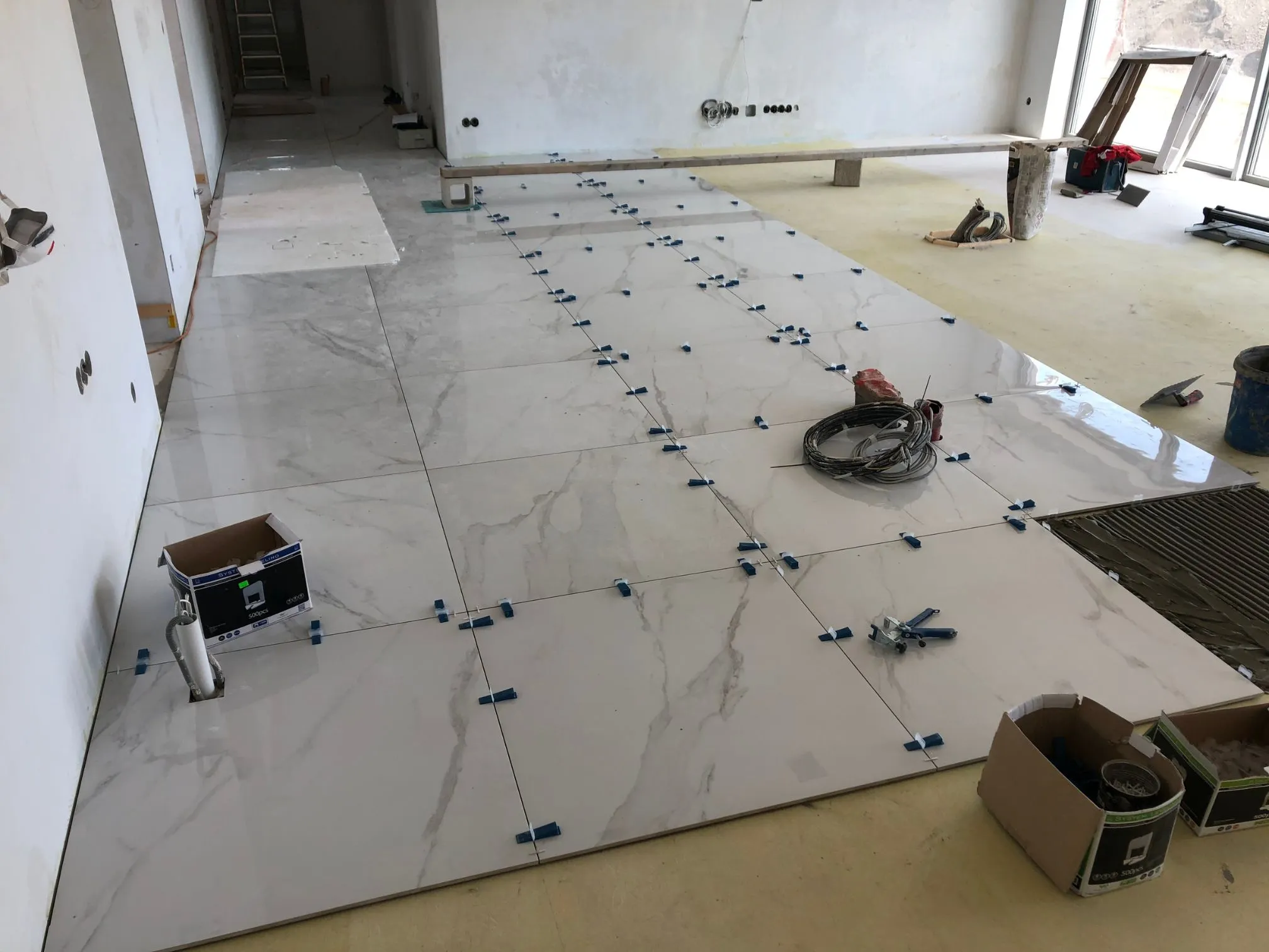 Feng shui realizace stavba dlažba 